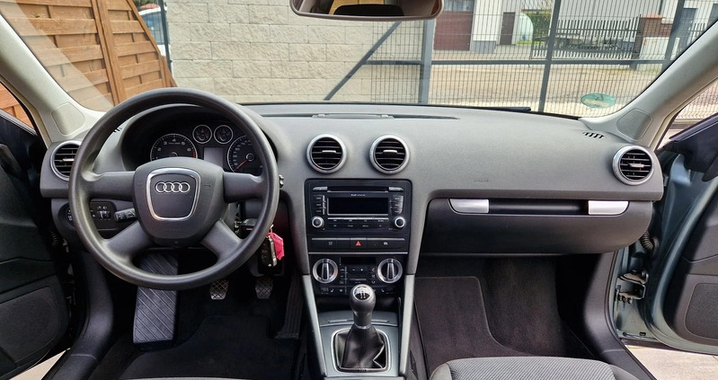 Audi A3 cena 24900 przebieg: 150000, rok produkcji 2009 z Pasym małe 277